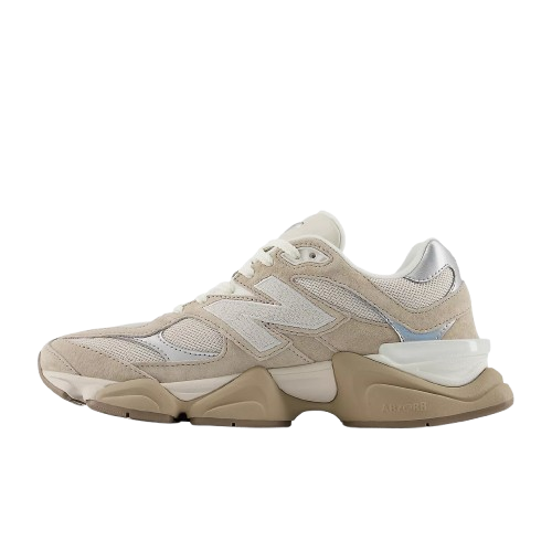 9060 Moonbeam with Silver Metallic and Driftwood